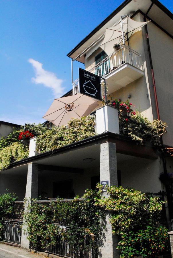 Hotel La Pergola Private Parking Vezzano Ligure Exterior foto