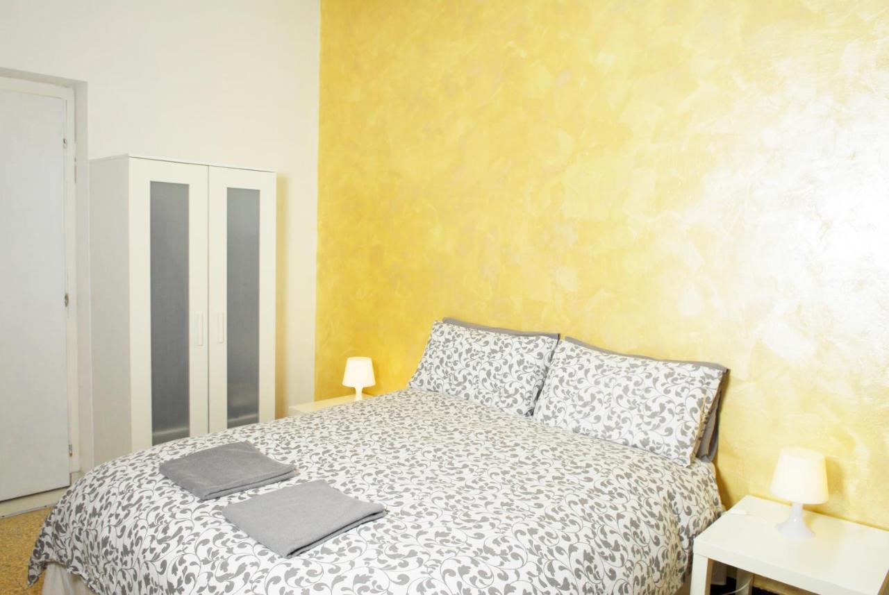 Hotel La Pergola Private Parking Vezzano Ligure Exterior foto
